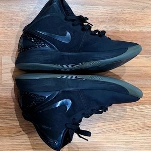 Nike "Hyperdunk" 2012 release